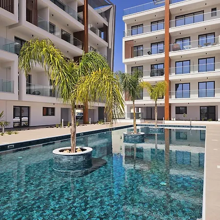 Superior Apartment, Universal Residences *