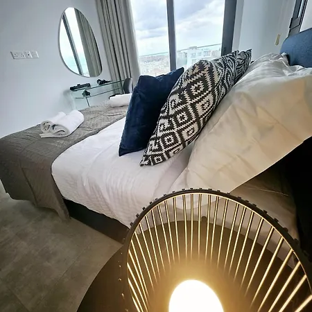 Apartamento Superior Apartment, Universal Residences Pafos