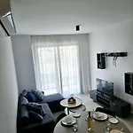 Superior Apartment, Universal Residences شقة *