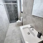 شقة Superior Apartment, Universal Residences *